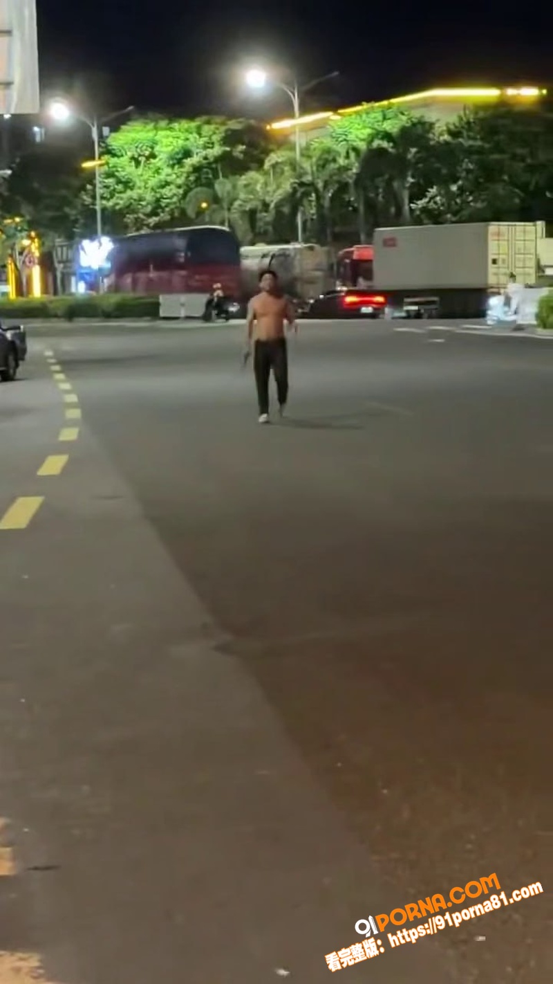 海口龙华区南海大道惊险一...（3）