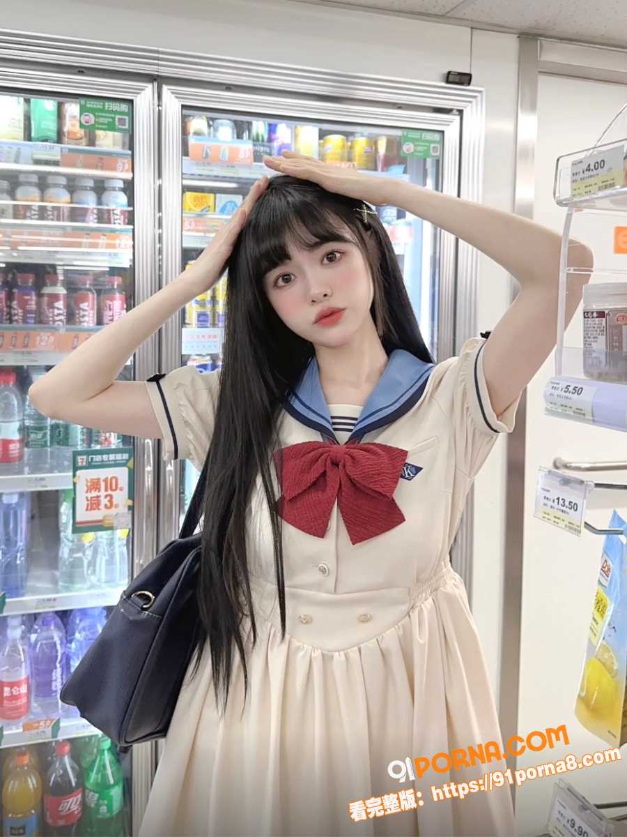 亲生女儿不听话就用大屌塞...（2）
