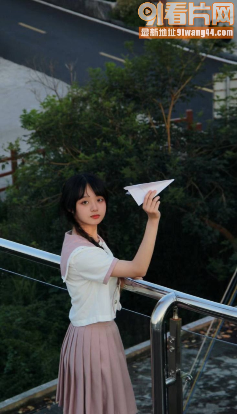 清纯女大学生 被男友带到...（2）