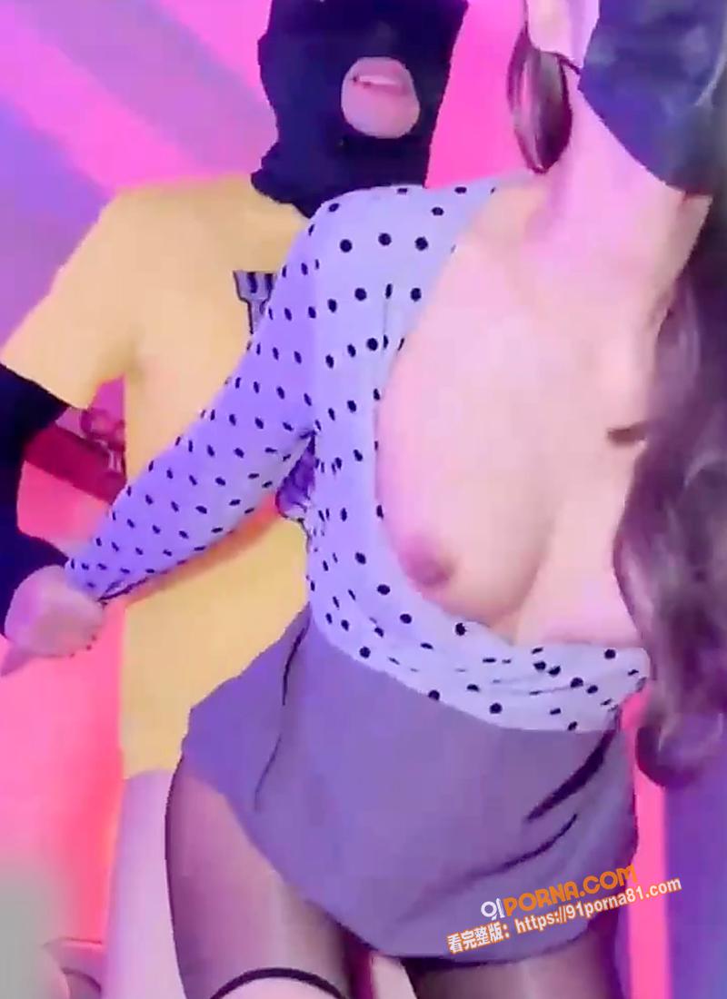 推特巨乳网黄 白菜妹妹 ...（4）