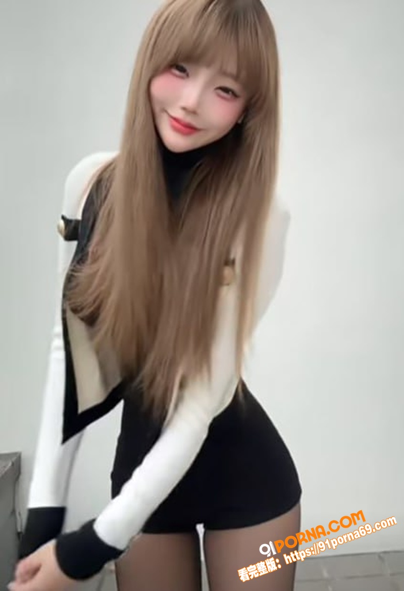 抖音300万粉丝女网红 ...（4）