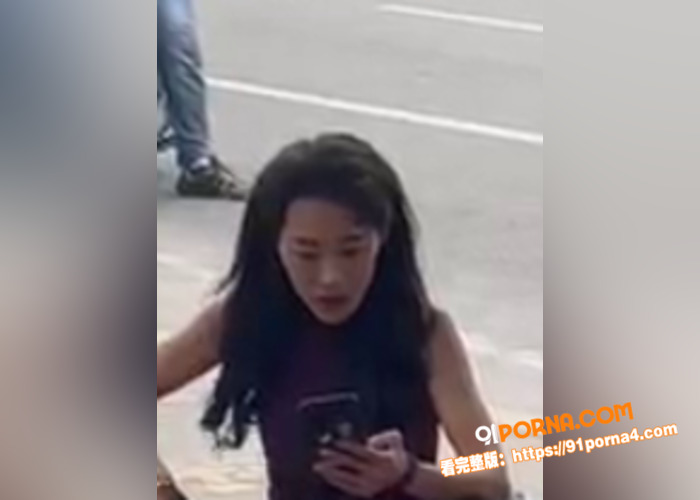 学生妹当小三被原配抓奸 ...（3）