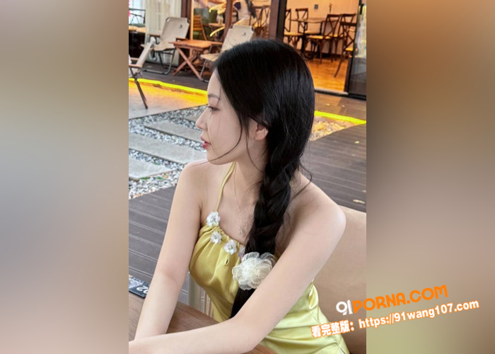 高颜值少女 和渣男分手后...（1）