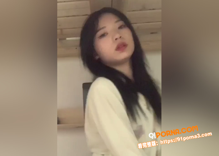快手60万粉丝擦边女网红...（4）