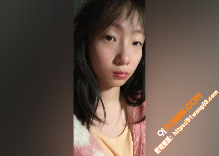 上海女大学生 外表清纯内...（1）