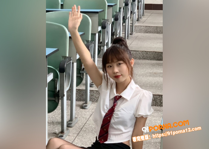 清纯Jk大学生 带校外男...（2）