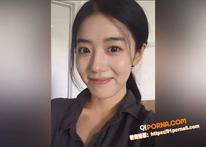 高颜值极品嫩模女友家中熟...（1）