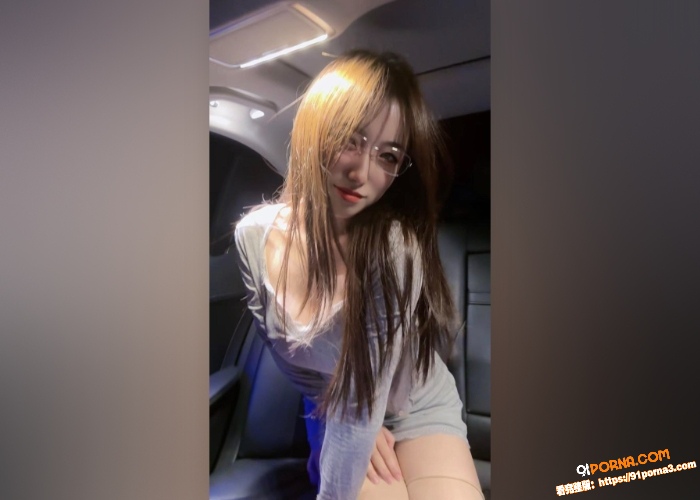 高颜值少妇 付费视频流出...（2）