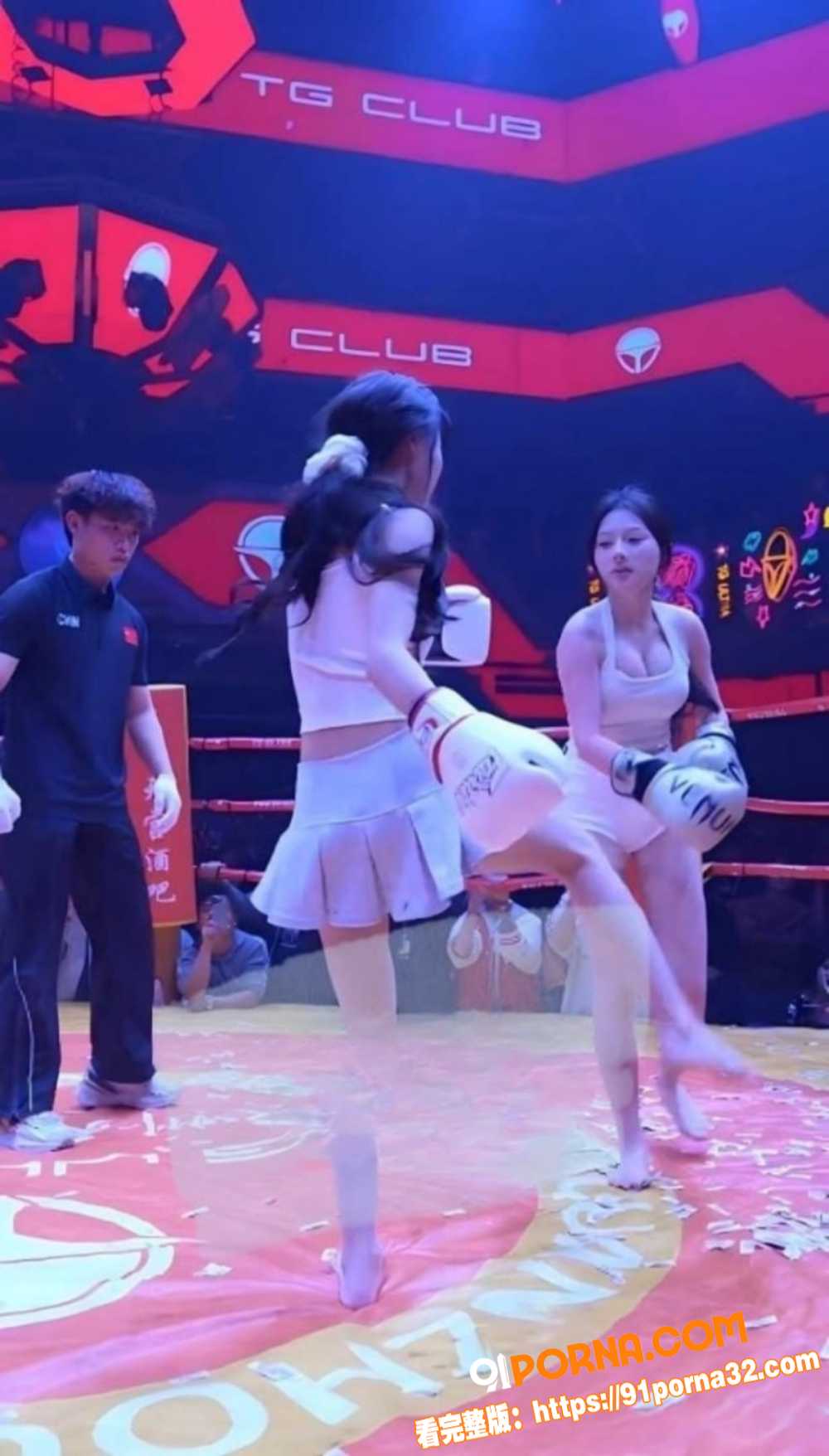 福建泉州天宫酒吧 女子萌...（4）