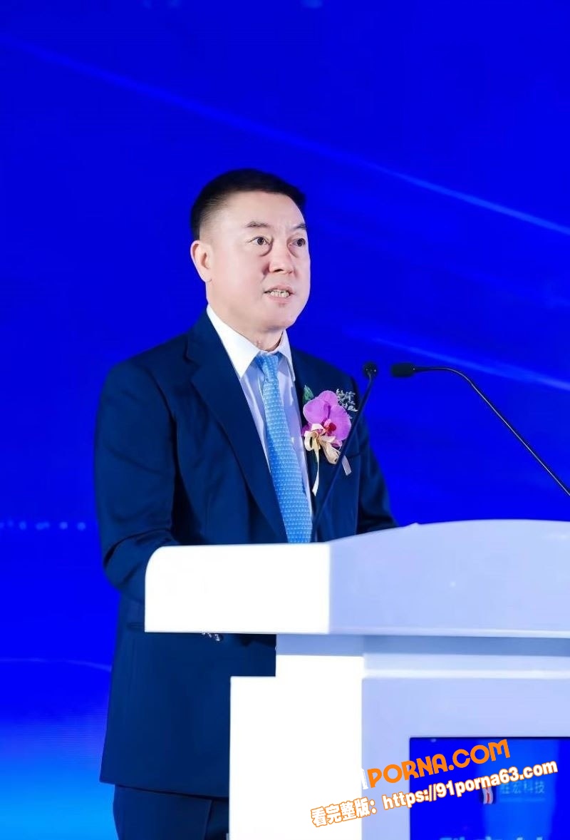 盛虹科技陈涛电梯偷情 遭...（1）