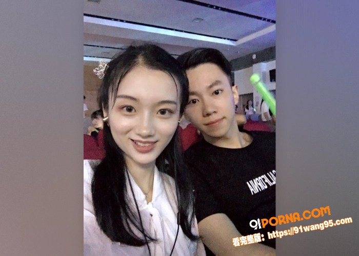 高颜值女大学生自拍啪啪福...（3）