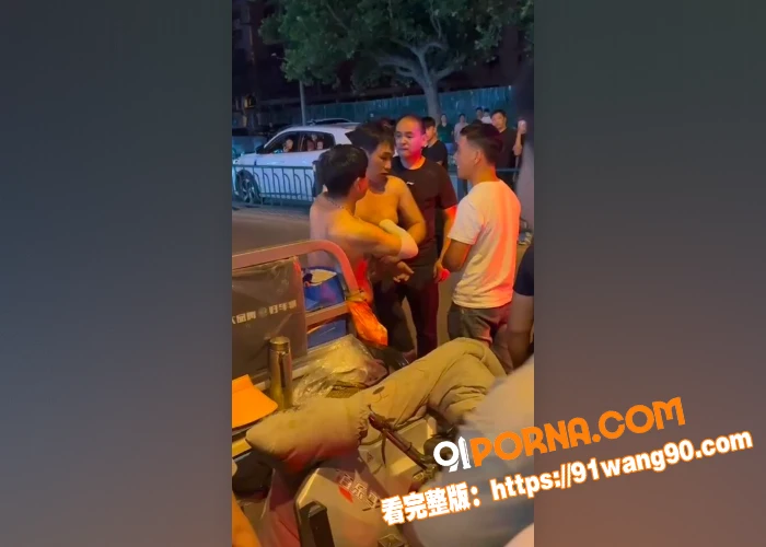 真实捉奸！曹县万基广场 ...（2）