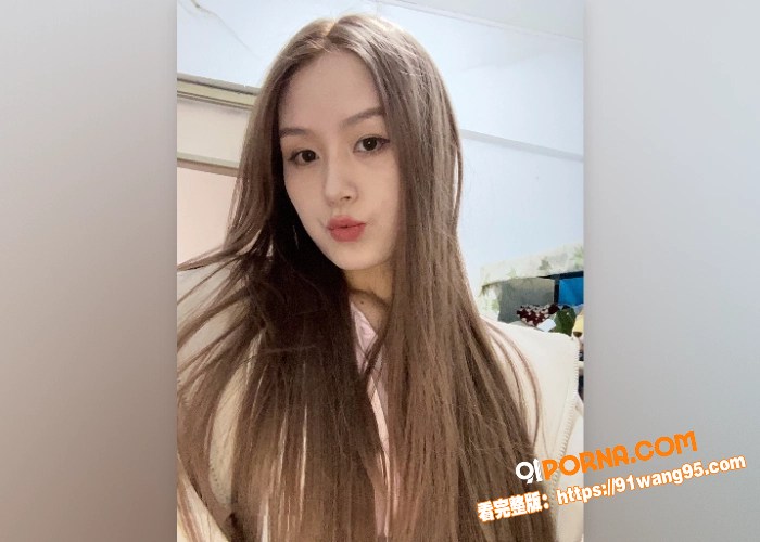 超高颜值美女 被渣男曝光...（1）