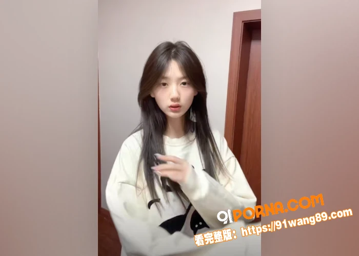真实父女乱伦！潜入闺女的...（2）