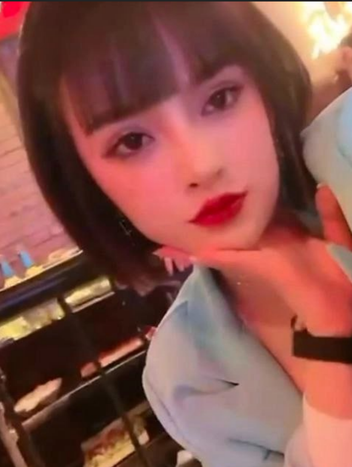 大连高颜值美女模特 许星...（1）