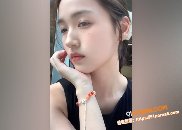 广东闷骚反差人妻 清纯外...（7）