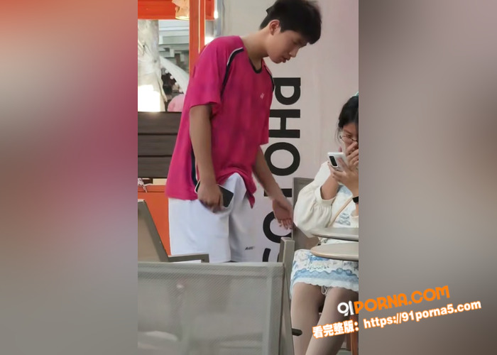 精虫上脑的直男大学生 硬...（2）