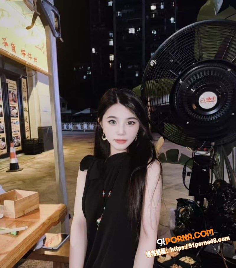 安徽极品反差美女 何颜君...（1）