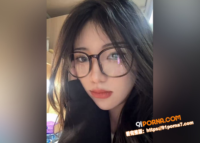 武汉Y先生约炮气质大奶女...（1）