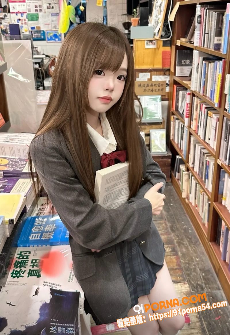 推特反差萝莉 小鱼饭馆 ...（1）