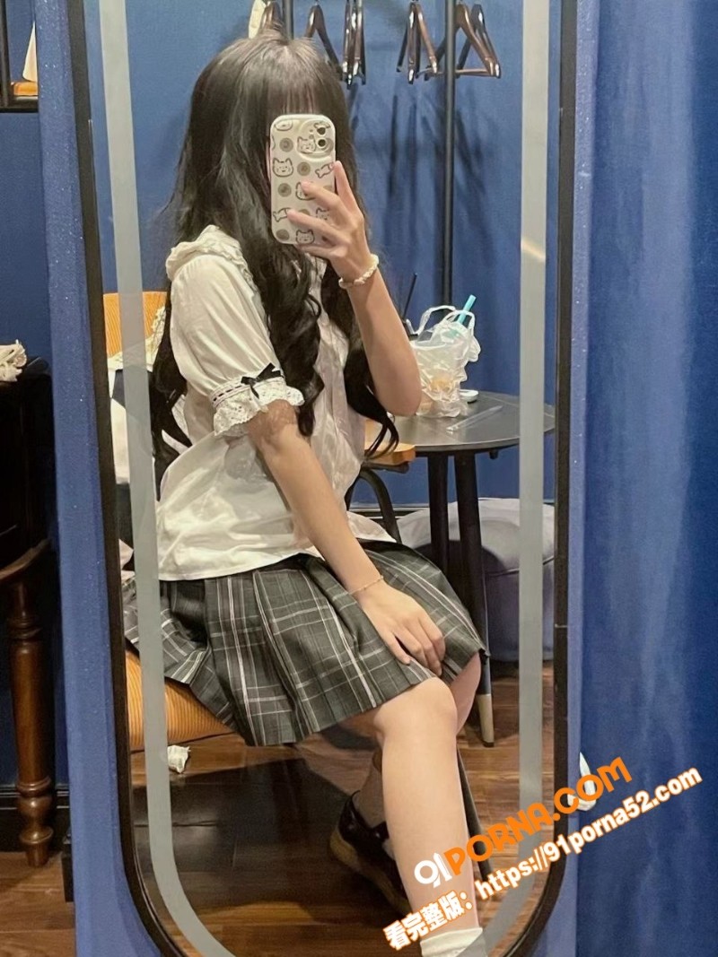 东莞萝莉妹子假期见网恋对...（1）