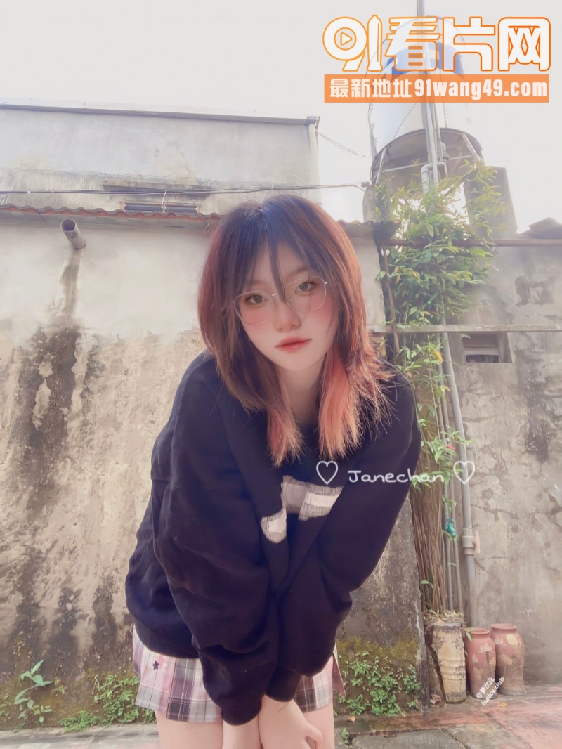 onlyfans极品白嫩...（1）