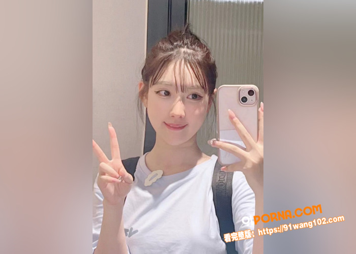 高颜值眼镜妹子，自拍大尺...（3）