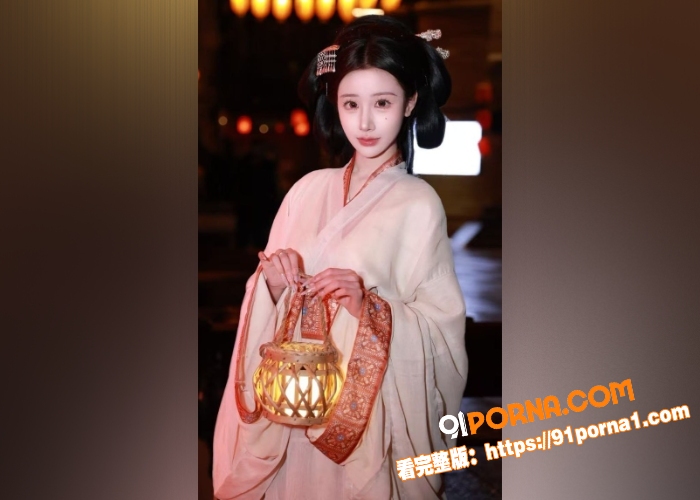超高颜值素人校花做爱自慰...（1）