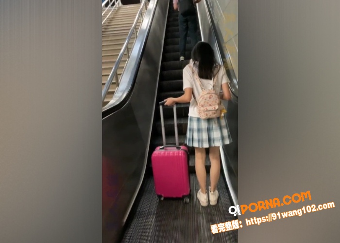 电梯战神偷拍系列之第三期...（3）