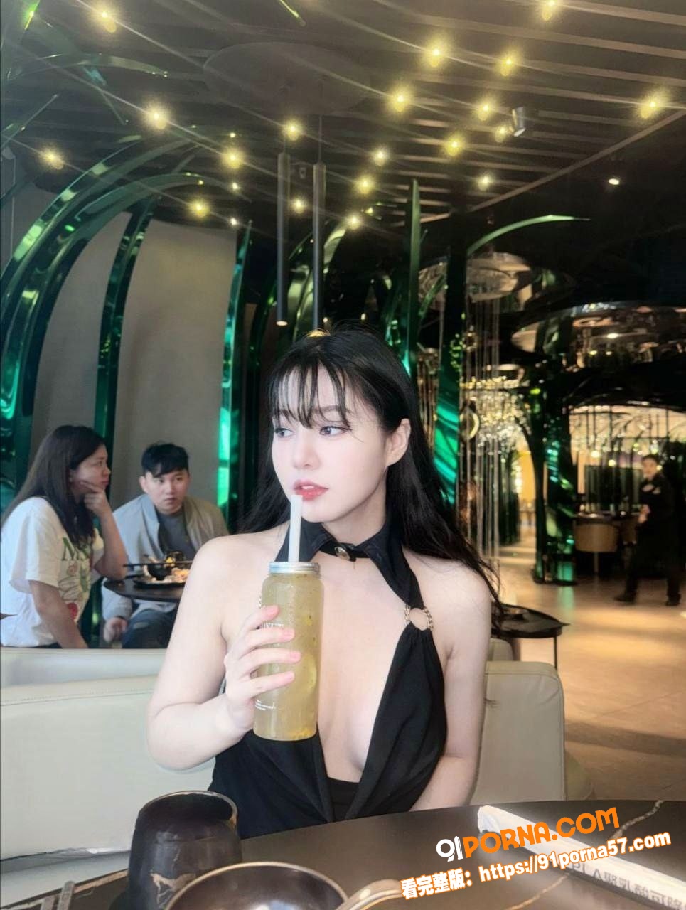 深圳白虎御姐顶级反差婊私...（2）