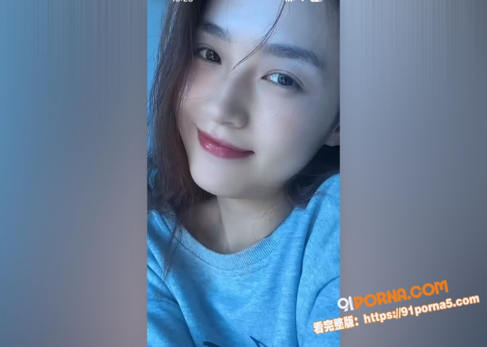 广东闷骚反差人妻 清纯外...（4）