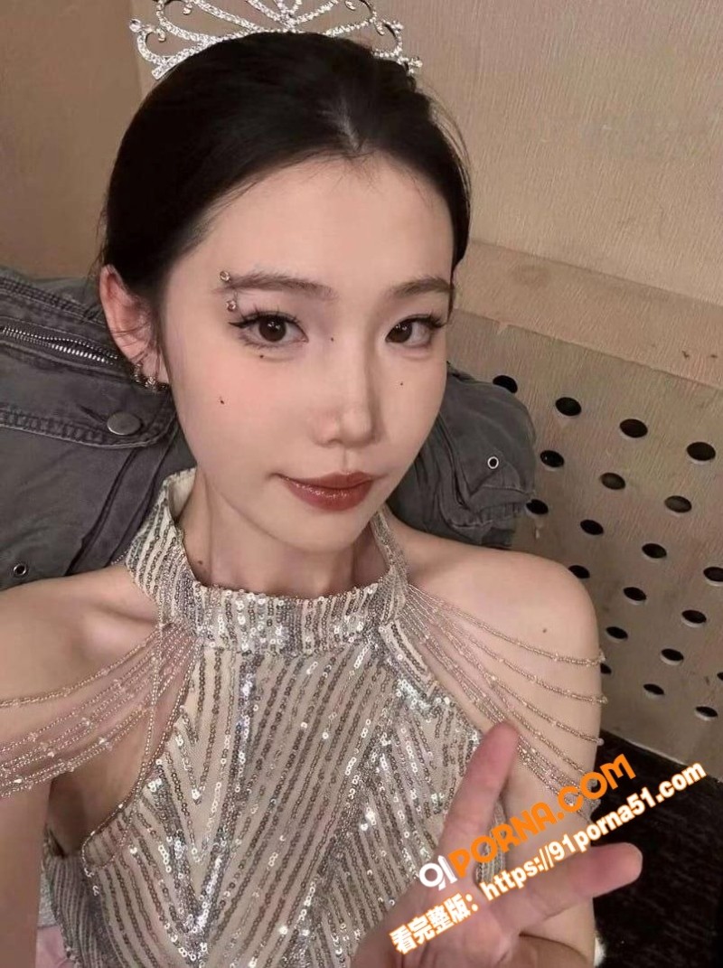 眼镜妹大学生私拍泄密！人...（1）
