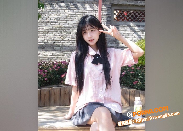 清纯女大学生 被金主包养...（1）