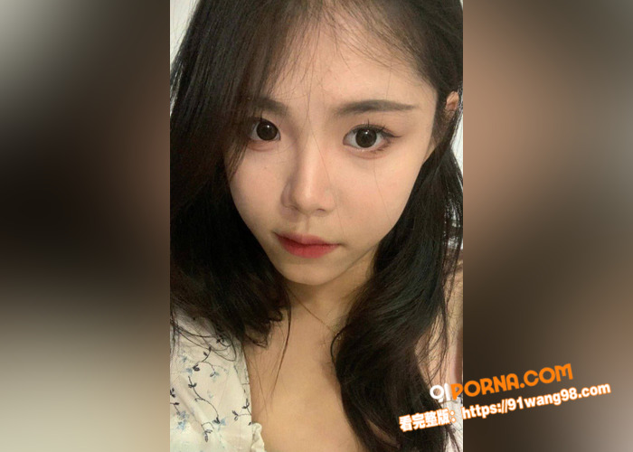 极品少女自拍大尺度福利视...（3）