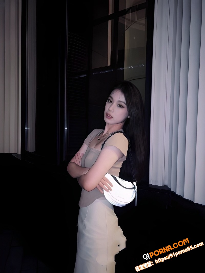 广州美术学院女大 李安然...（1）