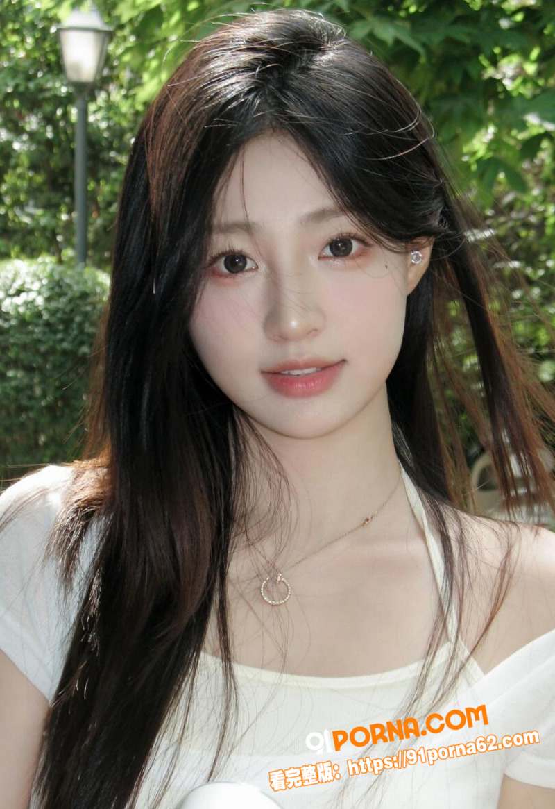 极品身材长发美女泡芙卷卷...（2）