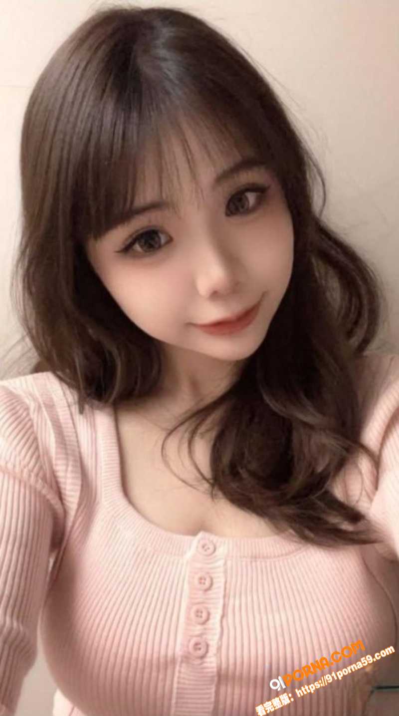 高颜值短发齐刘海小网美小...（3）