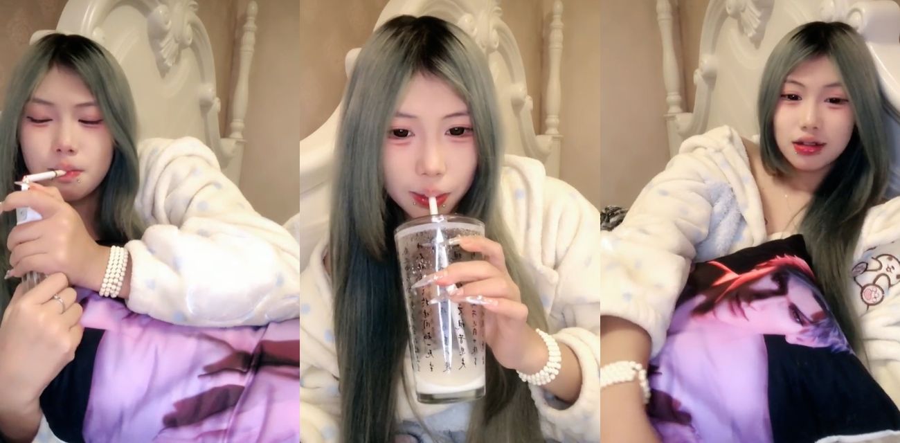 精神小妹 内向小土豆(椰椰呐) 直播裸舞 用假道具自慰上演福利秀！