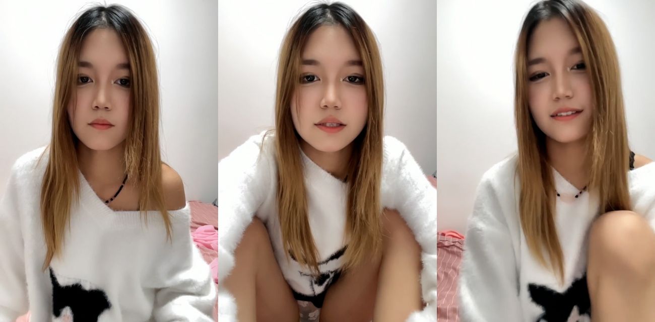 在校女大学生 甜妹小念 在家被无套内射 看得我硬梆梆